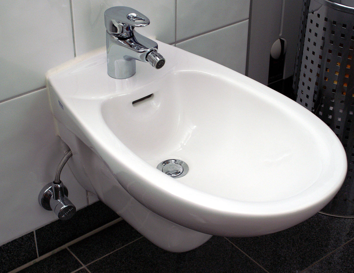 Bidet – Wikipedia in Badezimmer Bd